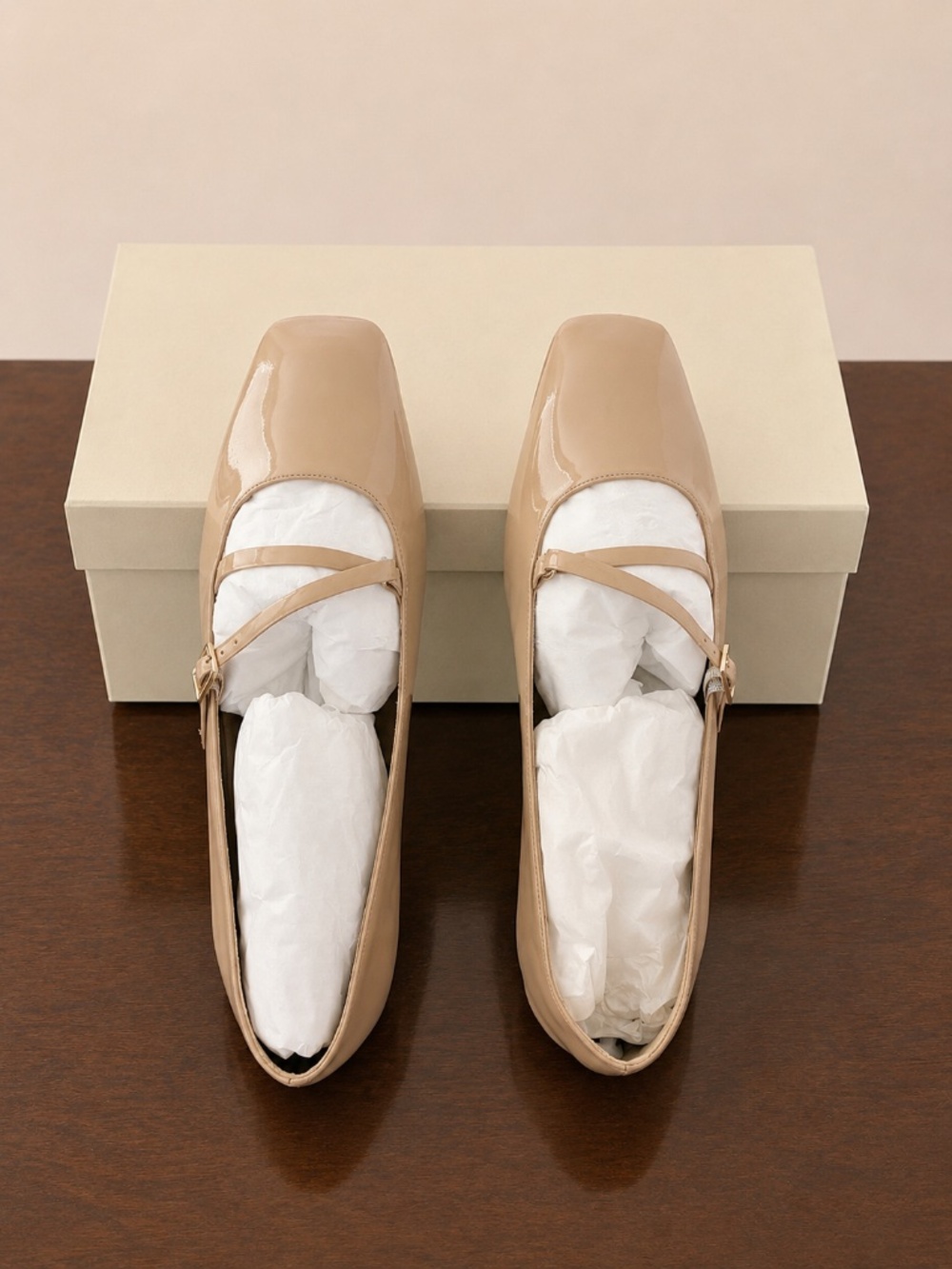 ***NEW*** M.Gemi “The Zoe” Ballet Flats – Sand Patent – Size 40 (EU) /9 (US)